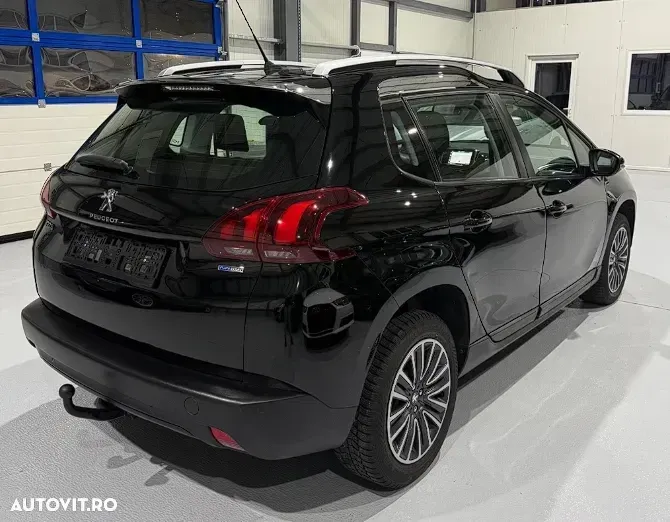 Peugeot 2008 I PureTech 82 Allure — imagine 3