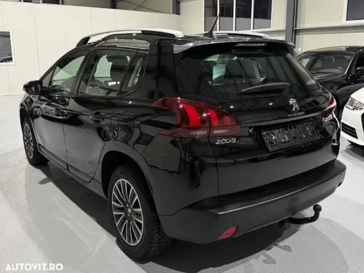 Peugeot 2008 I PureTech 82 Allure