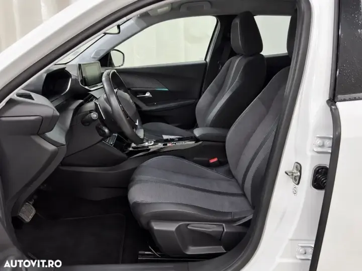 Peugeot 2008 II PureTech 130 EAT8 Allure Pack