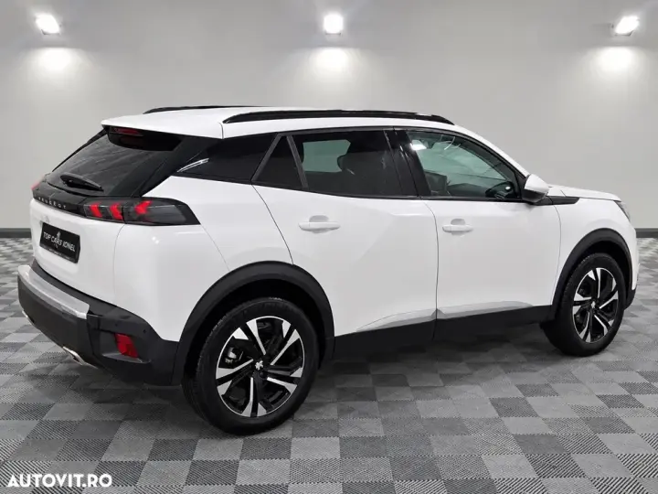 Peugeot 2008 II PureTech 130 EAT8 Allure Pack
