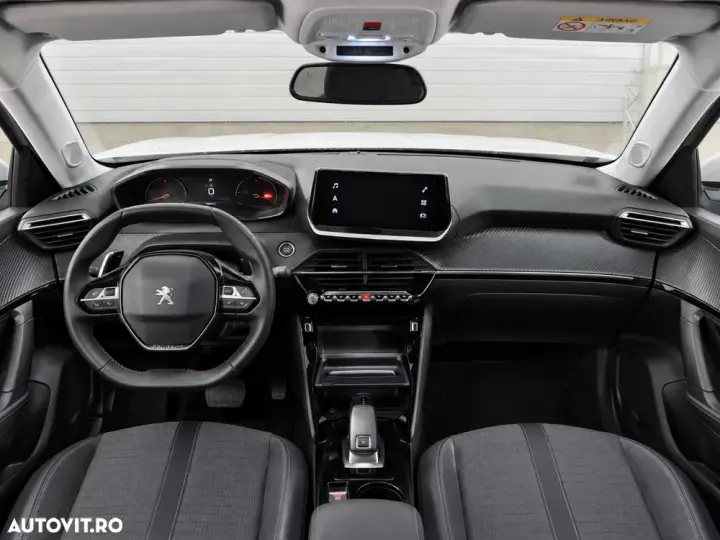 Peugeot 2008 II PureTech 130 EAT8 Allure Pack