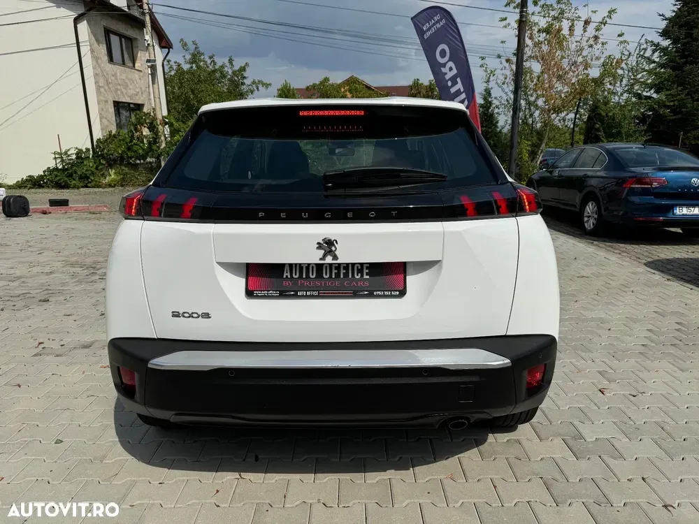 Peugeot 2008 1.5 BlueHDI BVM6 STT Active — imagine 2