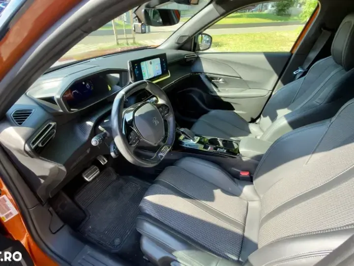 Peugeot 2008 II e-2008 GT