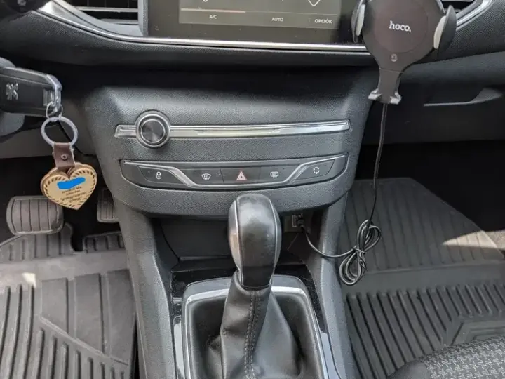 Peugeot 308 II 1.6 BlueHDi FAP STT EAT6 Allure