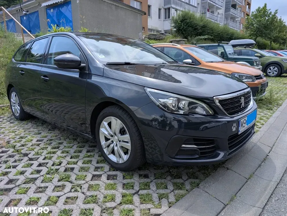 Peugeot 308 II 1.6 BlueHDi FAP STT EAT6 Allure — imagine 3