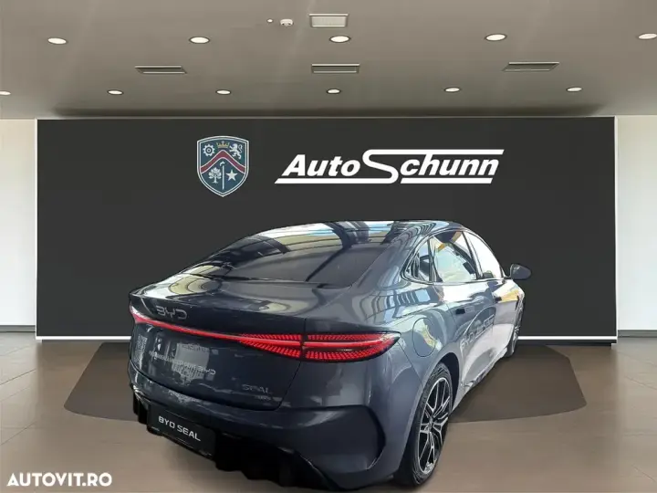 BYD Seal
