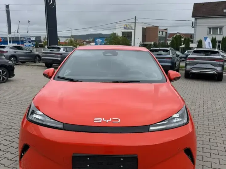 BYD Dolphin G DM-i PHEV Boost