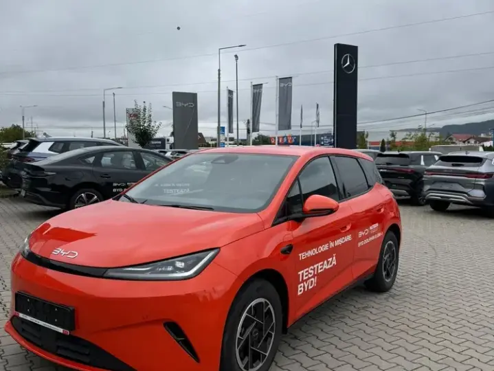 BYD Dolphin G DM-i PHEV Boost