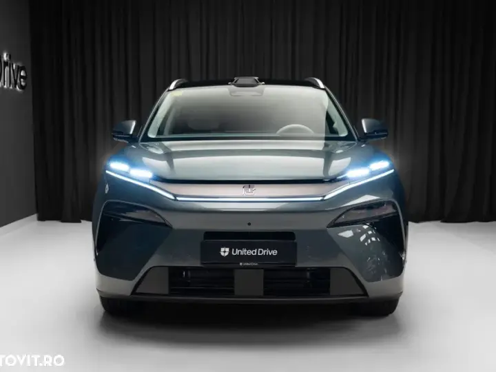 BYD Tang L