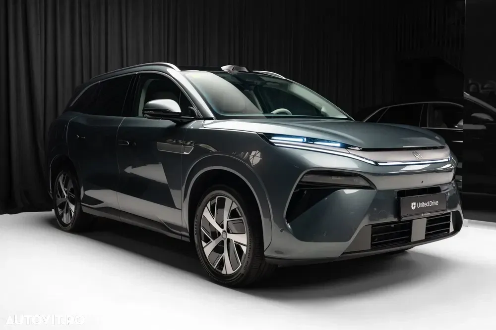 BYD Tang L — imagine 3