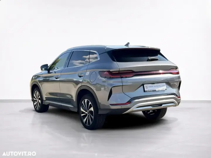 BYD Seal U DM-i PHEV Boost