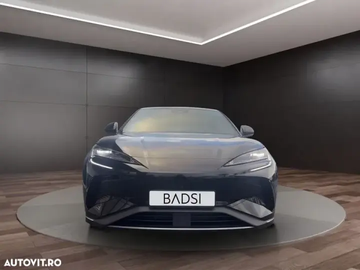 BYD Sealion 7