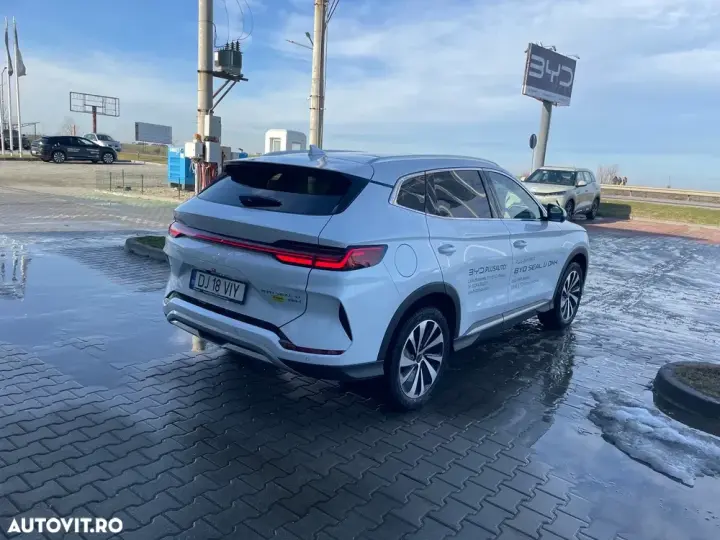 BYD Seal U