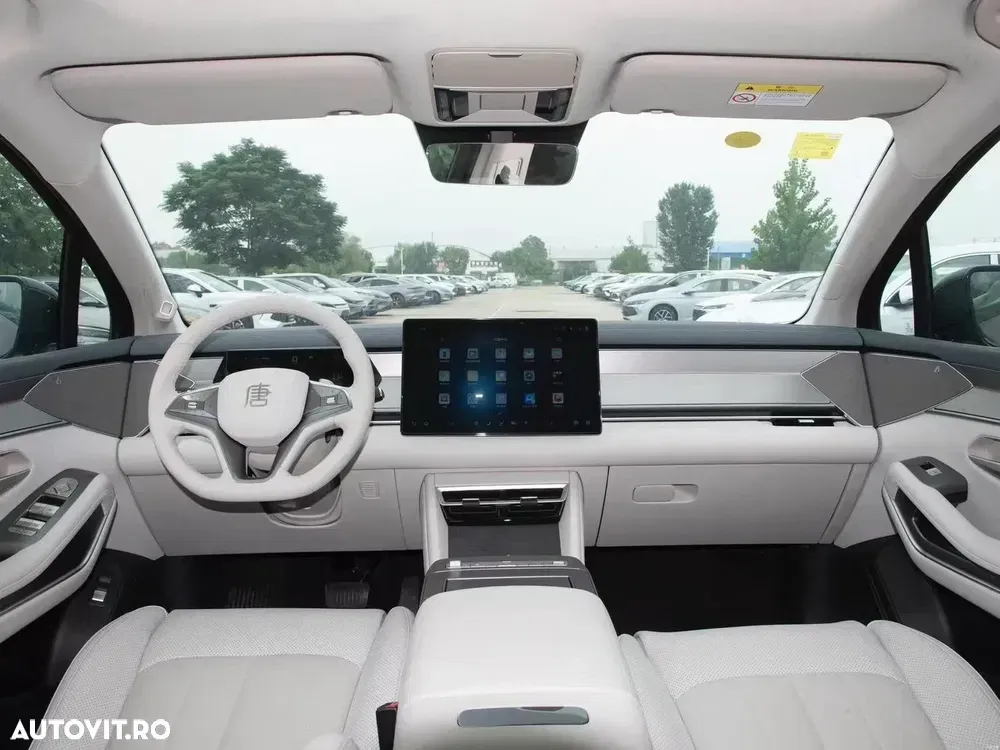 BYD Tang L — imagine 5