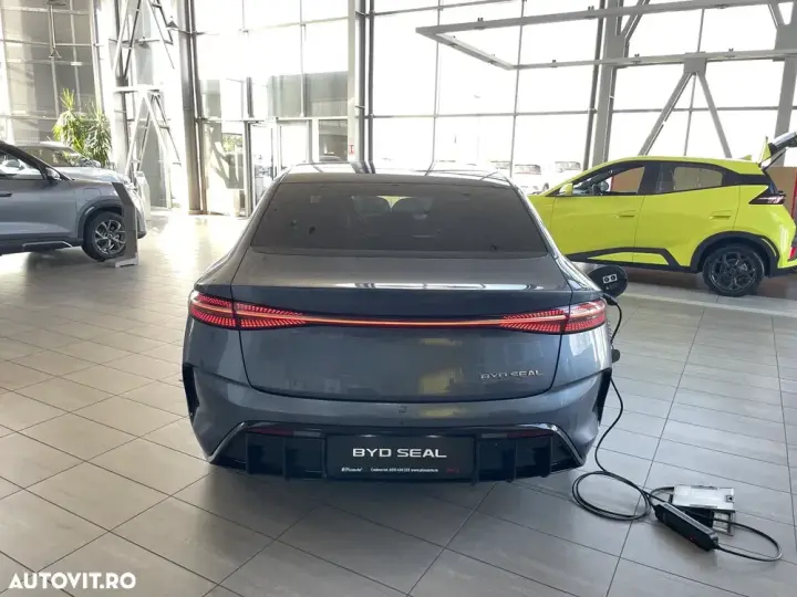 BYD Seal 82.5 kWh RWD Design