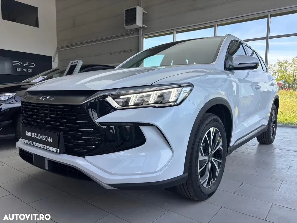 BYD Sealion 5 DM-i PHEV Comfort — imagine 3