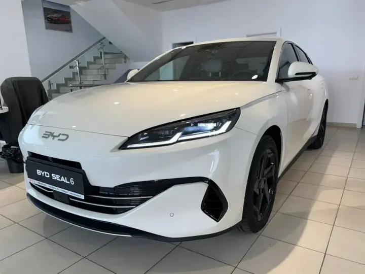 BYD Seal 6 DM-i PHEV Comfort