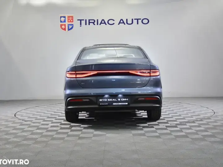 BYD Seal 5 DM-i PHEV Design