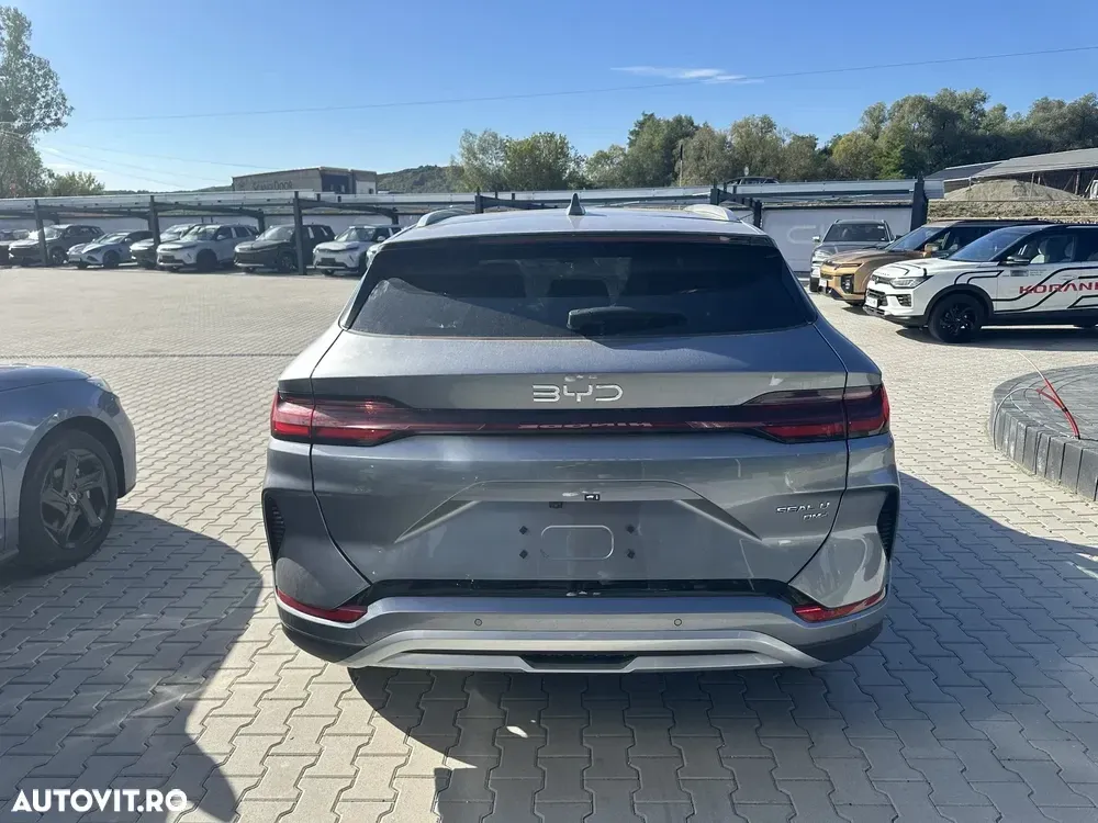 BYD Seal U DM-i AWD PHEV Design — imagine 5