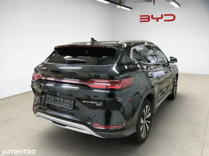 BYD Seal U DM-i PHEV Boost