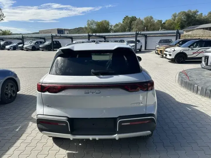 BYD Atto 2 1.5 DM-i PHEV Active