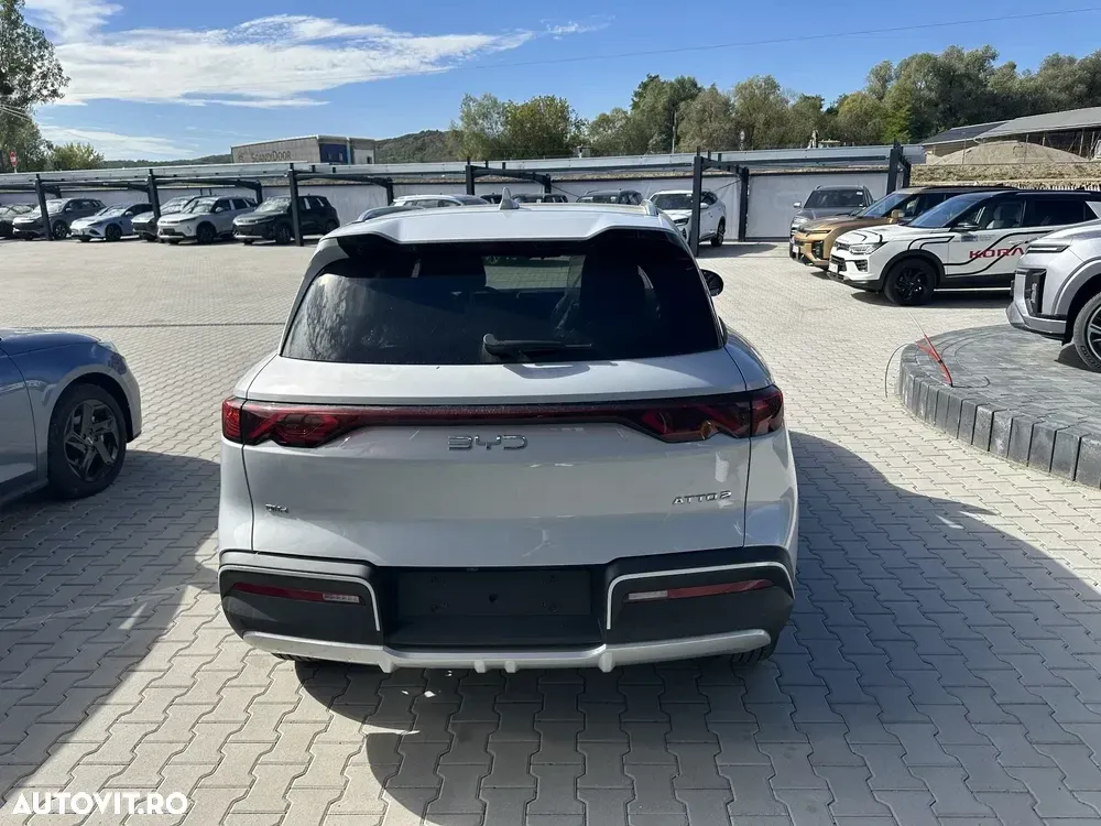 BYD Atto 2 1.5 DM-i PHEV Active — imagine 5