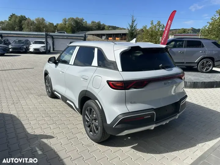 BYD Atto 2 1.5 DM-i PHEV Active