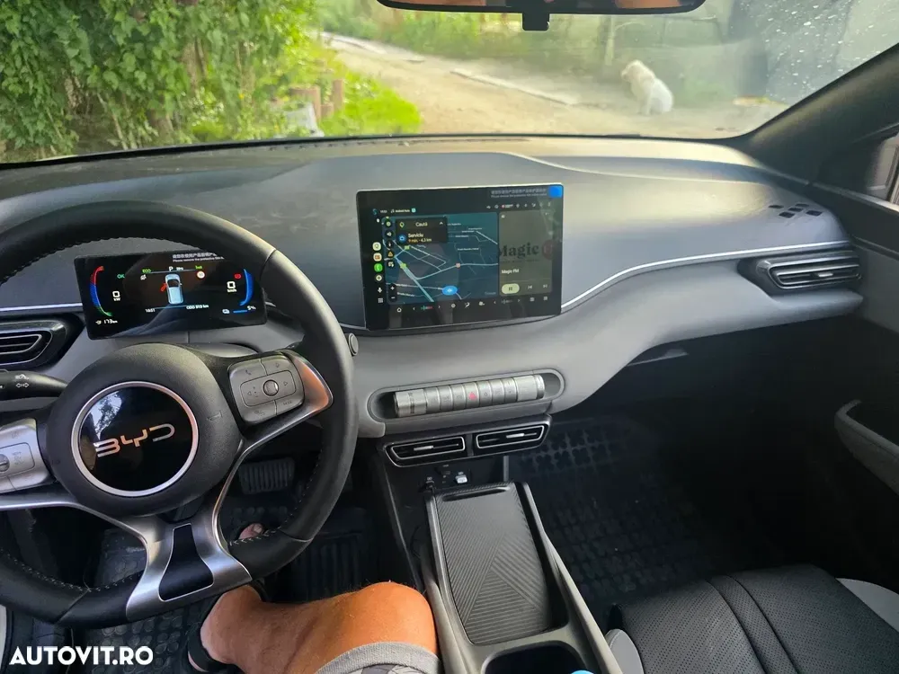 BYD Dolphin 43.2 kWh Boost — imagine 6
