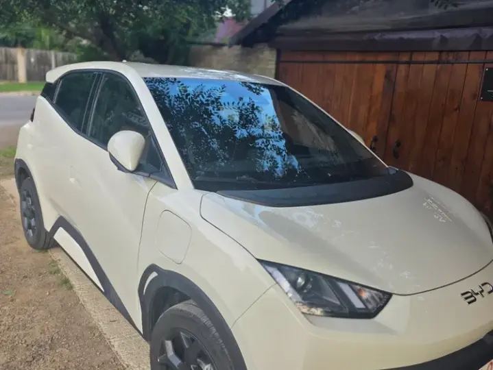 BYD Dolphin 43.2 kWh Boost