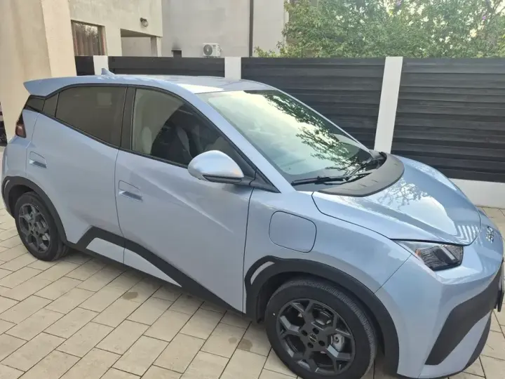 BYD Dolphin