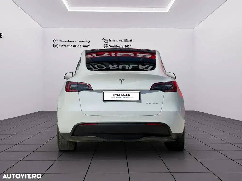 Tesla Model Y Long Range Dual Motor AWD — imagine 5
