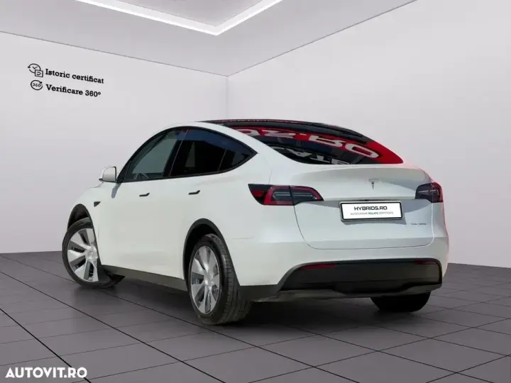 Tesla Model Y Long Range Dual Motor AWD