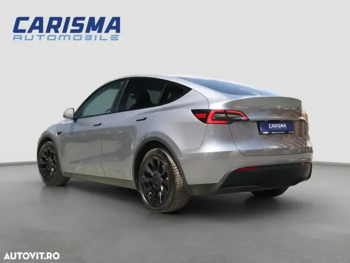 Tesla Model Y Long Range Dual Motor AWD