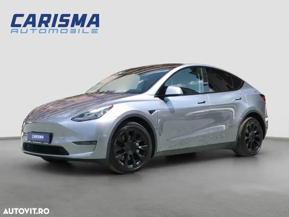 Tesla Model Y Long Range Dual Motor AWD — imagine 3