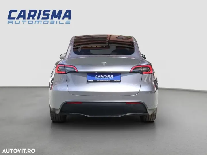 Tesla Model Y Long Range Dual Motor AWD