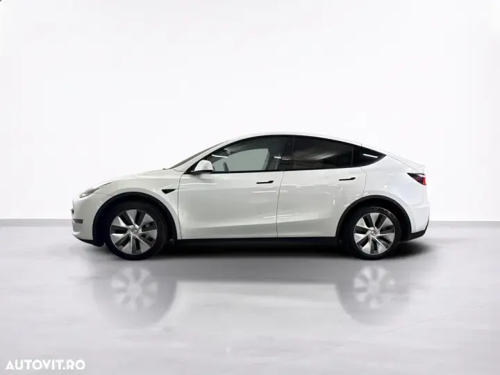 Tesla Model Y Long Range Dual Motor AWD