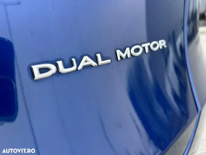 Tesla Model Y Long Range Dual Motor AWD