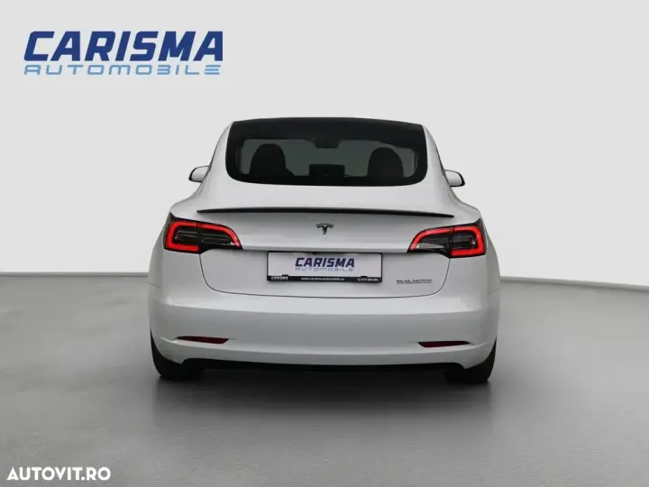 Tesla Model 3 Langstreckenbatterie Allradantrieb Dual Motor Performance