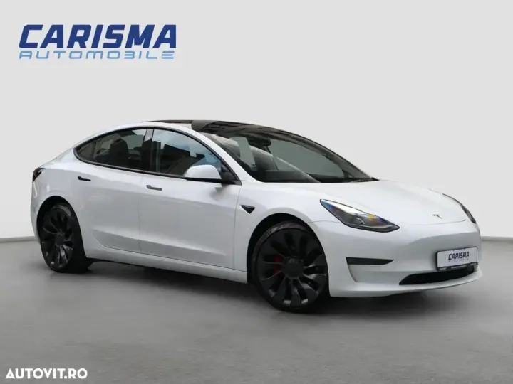 Tesla Model 3 Langstreckenbatterie Allradantrieb Dual Motor Performance