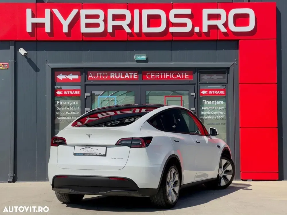 Tesla Model Y Long Range Dual Motor AWD — imagine 6