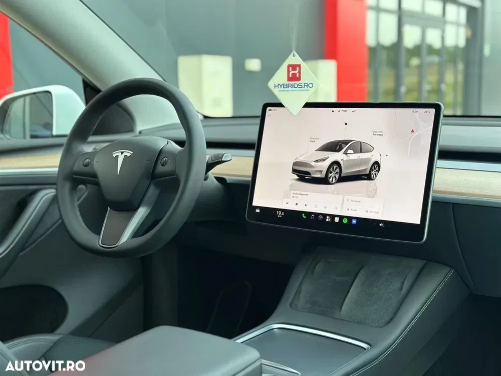 Tesla Model Y Long Range Dual Motor AWD — imagine 2