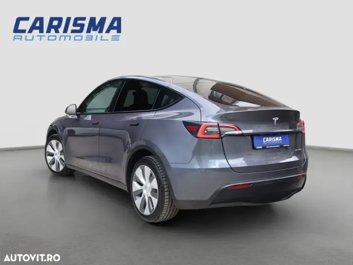 Tesla Model Y Long Range Dual Motor AWD