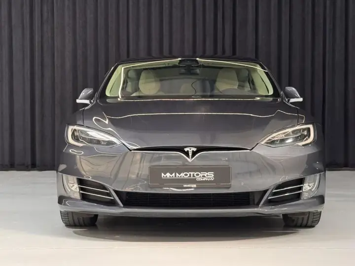 Tesla Model S 75D Allradantrieb