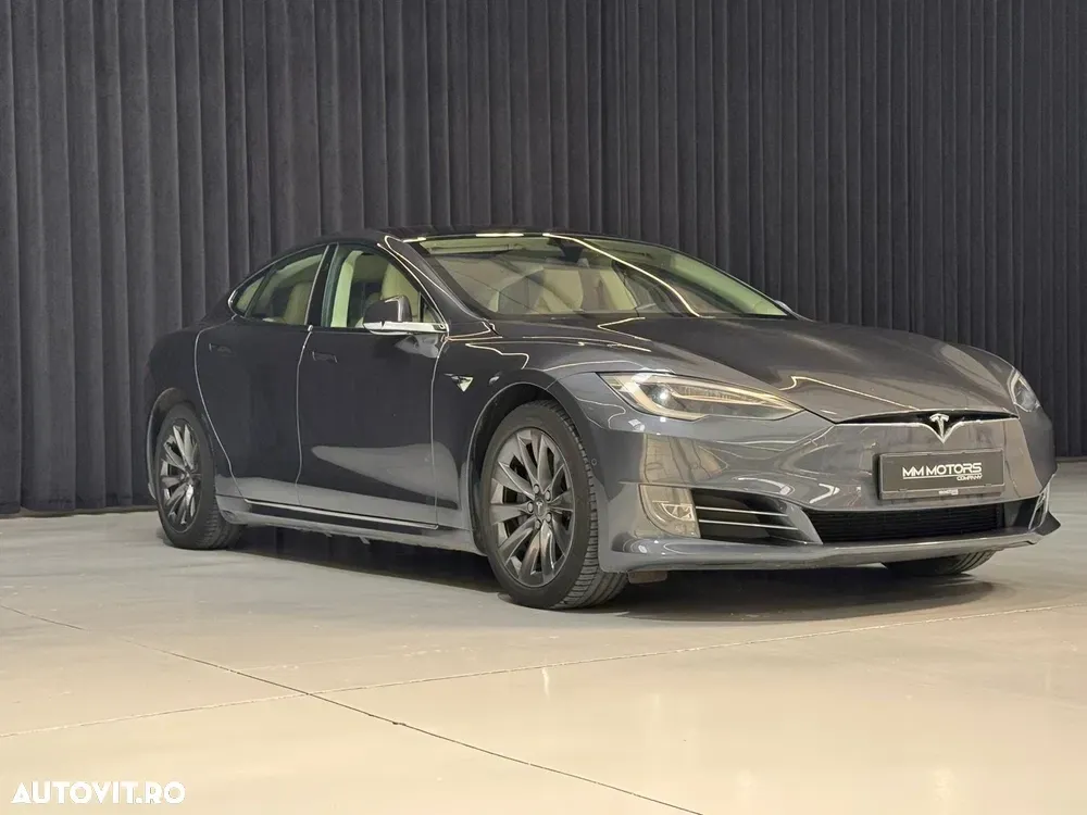 Tesla Model S 75D Allradantrieb — imagine 3