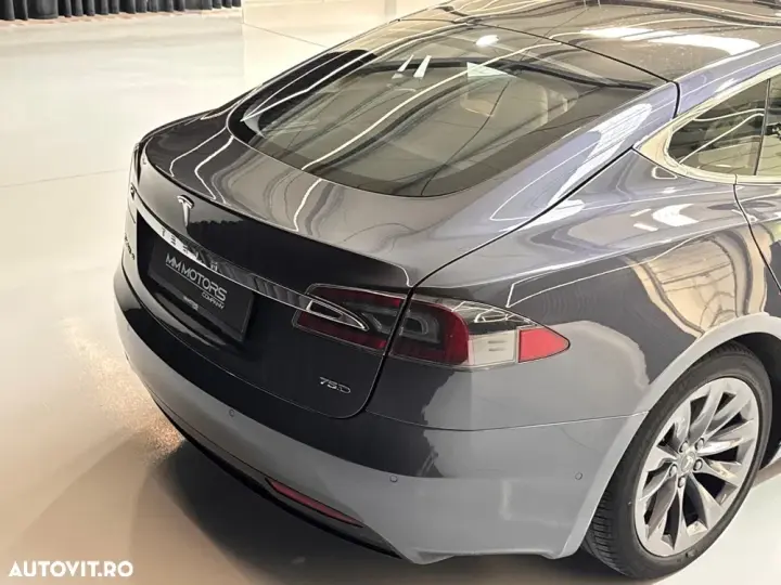 Tesla Model S 75D Allradantrieb
