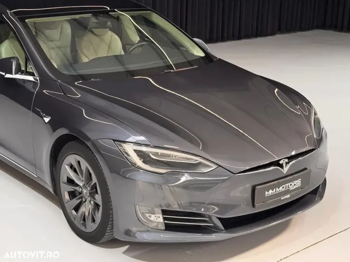 Tesla Model S 75D Allradantrieb