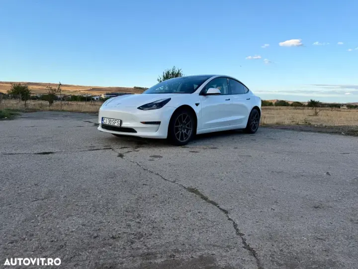 Tesla Model 3 Standard
