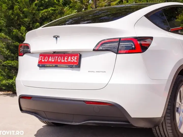 Tesla Model Y Long Range Dual Motor AWD