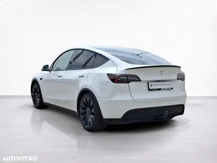 Tesla Model Y Performance Dual Motor AWD