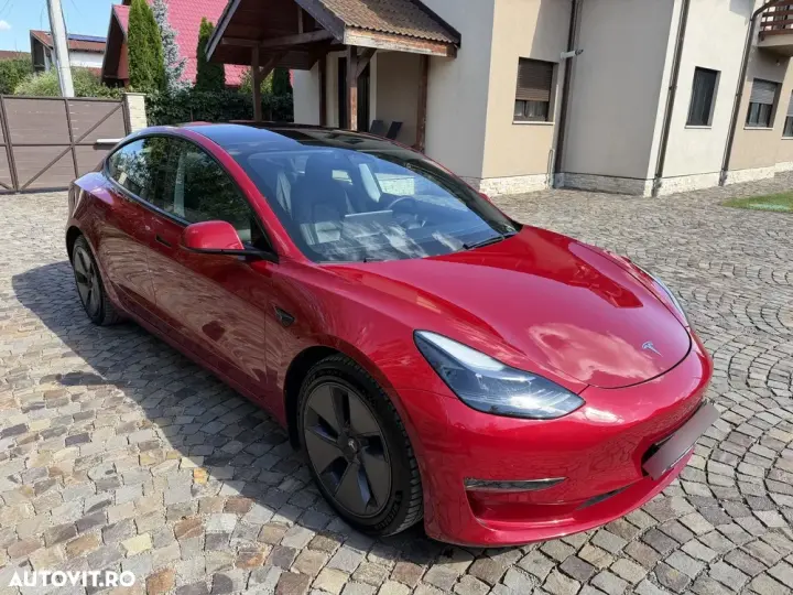 Tesla Model 3 Langstreckenbatterie Allradantrieb Dual Motor
